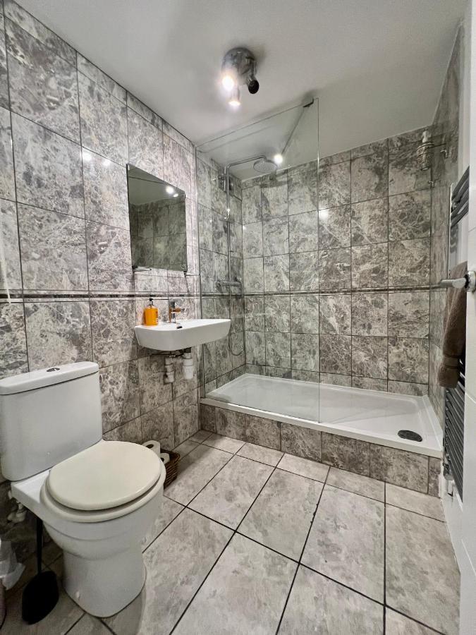 Great 2 Bedrooms Apartment 15 Mins From The Centre Λονδίνο Εξωτερικό φωτογραφία