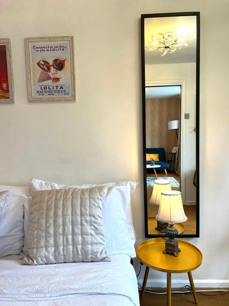 Great 2 Bedrooms Apartment 15 Mins From The Centre Λονδίνο Εξωτερικό φωτογραφία